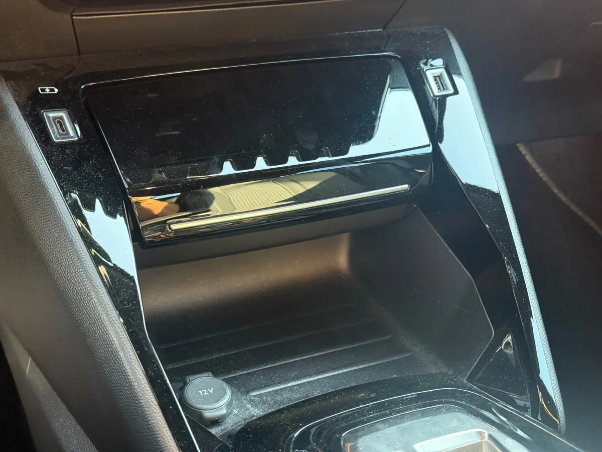 1.2 PureTech GT | Camera | Navi | Carplay | Automaat