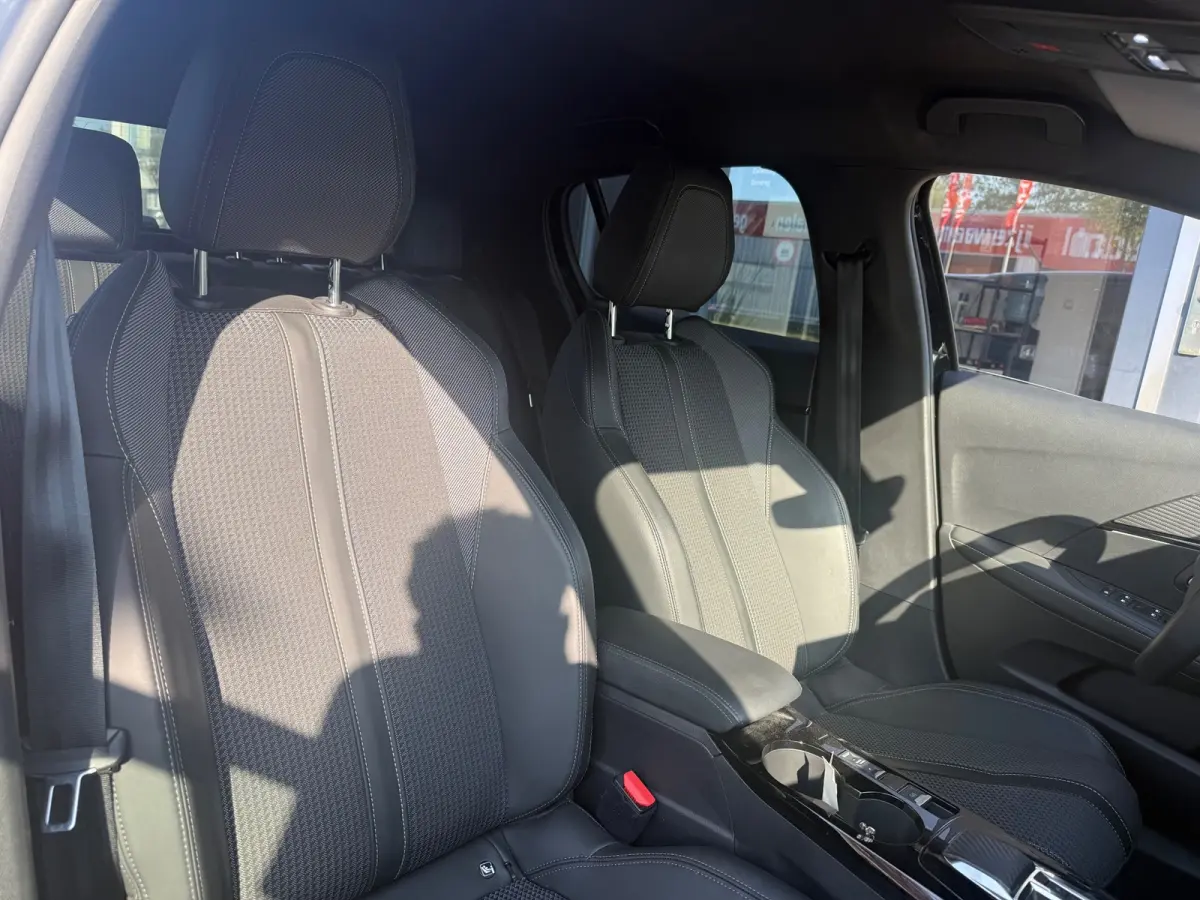 1.2 PureTech GT | Camera | Navi | Carplay | Automaat