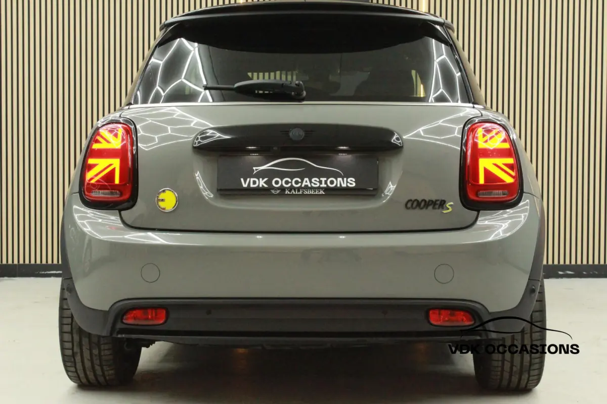 33 kWh |Leer |Stoel/Stuur Verw|Cam|Keyless|99%