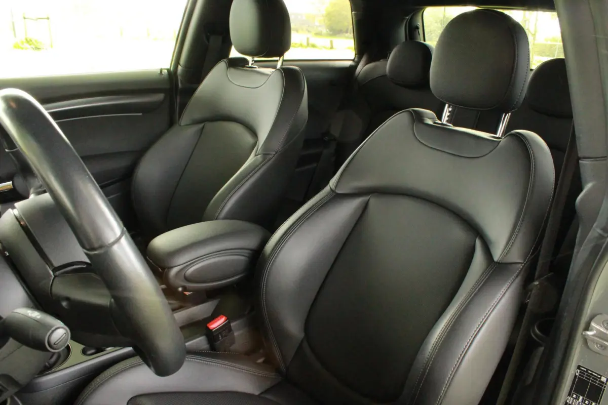 33 kWh |Leer |Stoel/Stuur Verw|Cam|Keyless|99%