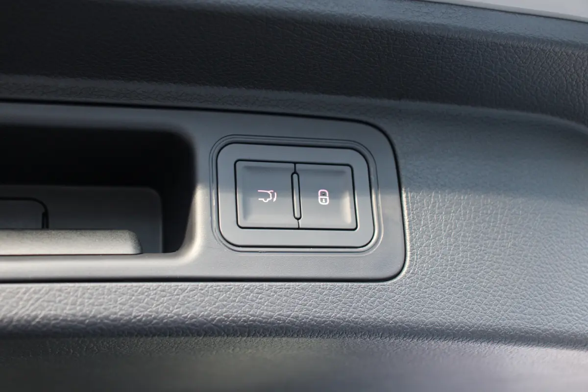1.5 DM-i FWD Comfort | PANODAK | ADAPTIVE CRUISE | STOEL VERWARMING + VERKOELING | DODE HOEK | LANE ASSIST | AMBIENT LIGHTS | 360° CAMERA