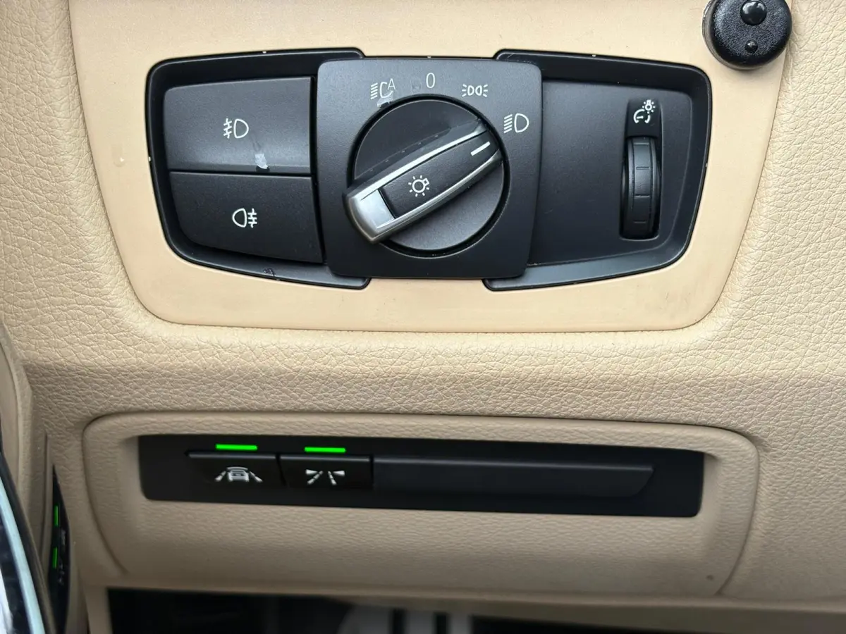 430i XDRIVE 250PK HARDTOP/HUD/AIRSCARF