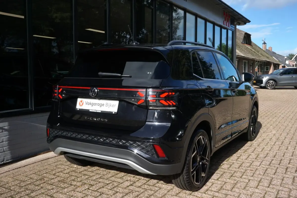 1.0 TSI R-Line Edition