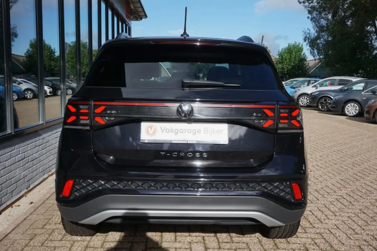 1.0 TSI R-Line Edition