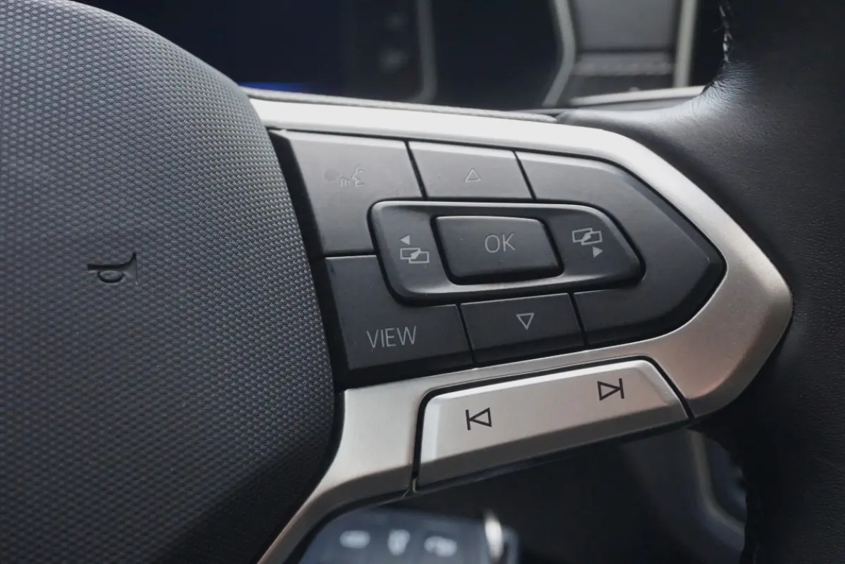 1.0 TSI R-Line Edition