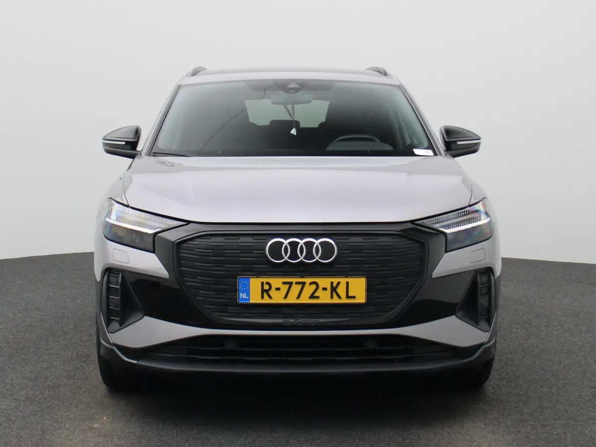 40 Launch edition Advanced Plus 77 kWh 204 PK | Automaat | Navigatie | Camera | Stoelverwarming | Climate Control | Lichtmetalen velgen |