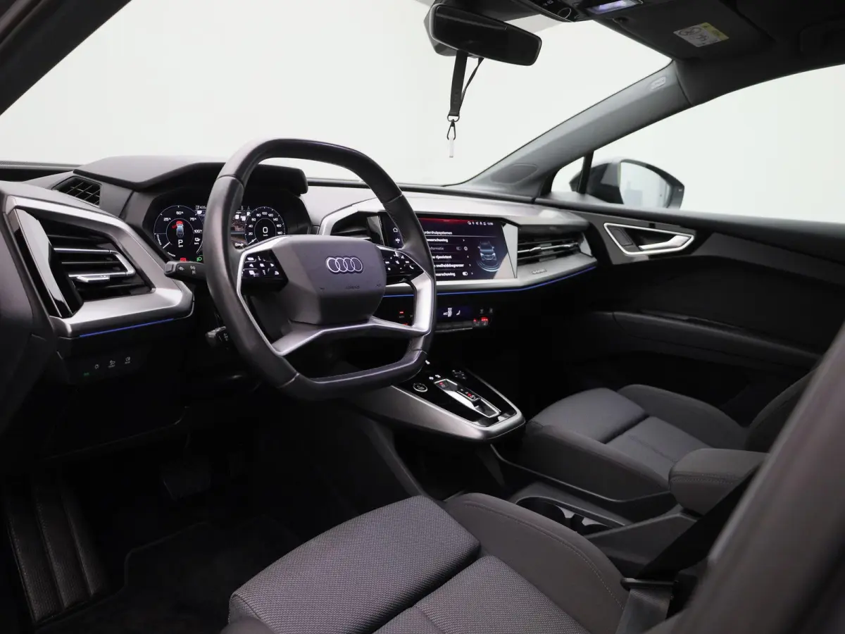 40 Launch edition Advanced Plus 77 kWh 204 PK | Automaat | Navigatie | Camera | Stoelverwarming | Climate Control | Lichtmetalen velgen |