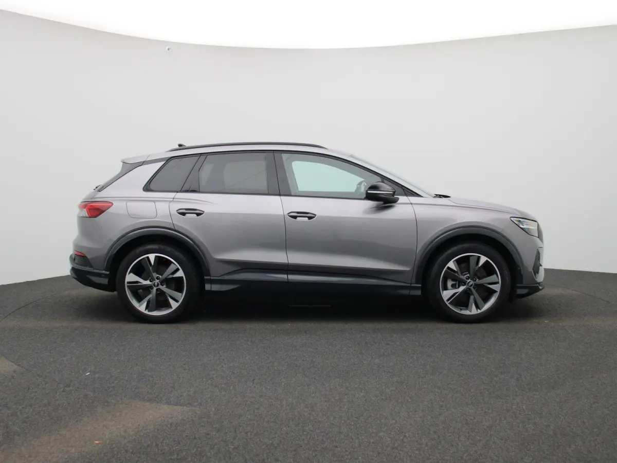 40 Launch edition Advanced Plus 77 kWh 204 PK | Automaat | Navigatie | Camera | Stoelverwarming | Climate Control | Lichtmetalen velgen |