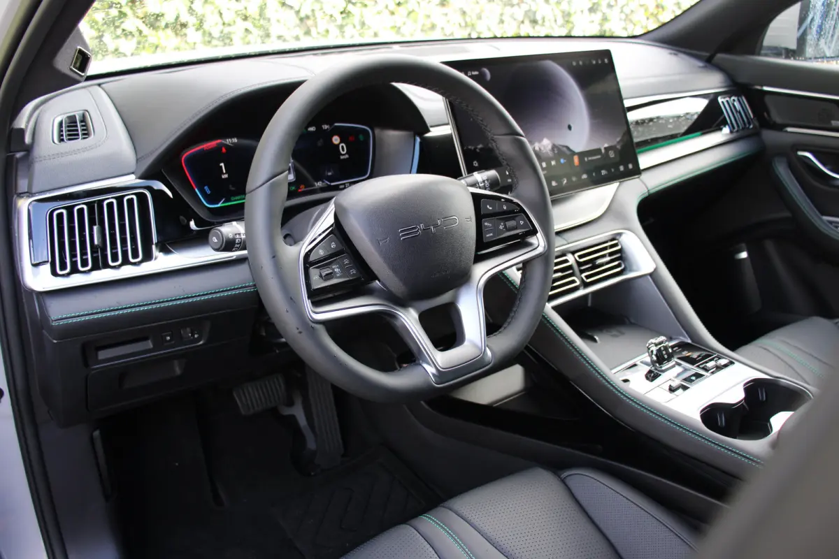 1.5 DM-i FWD Comfort | PANODAK | ADAPTIVE CRUISE | STOEL VERWARMING + VERKOELING | DODE HOEK | LANE ASSIST | AMBIENT LIGHTS | 360° CAMERA