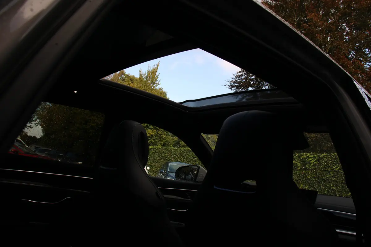 1.5 DM-i FWD Comfort | PANODAK | ADAPTIVE CRUISE | STOEL VERWARMING + VERKOELING | DODE HOEK | LANE ASSIST | AMBIENT LIGHTS | 360° CAMERA