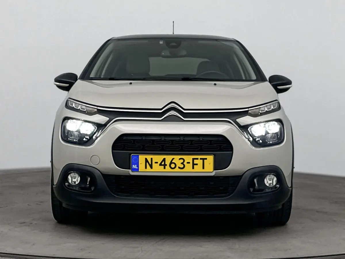 110pk Shine | Camera | Navigatie | CarPlay | Climate Control