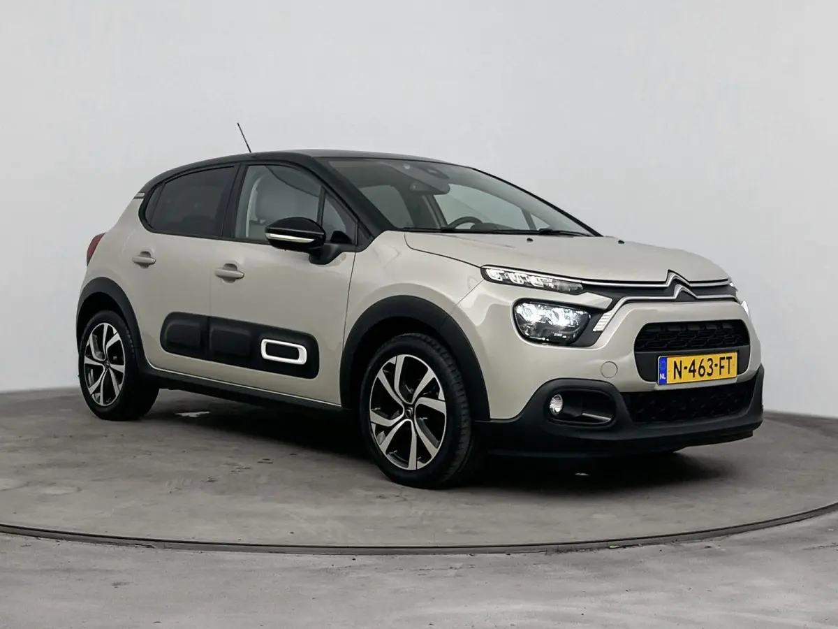 110pk Shine | Camera | Navigatie | CarPlay | Climate Control