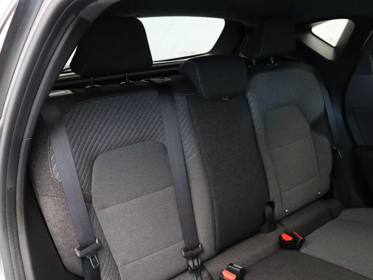 1.8 E-Tech full hybrid 160pk techno | Vijf jaar garantie | Stoel- en stuurwielverwarming | Achteruitrijcamera | Apple Carplay / Android Auto |
