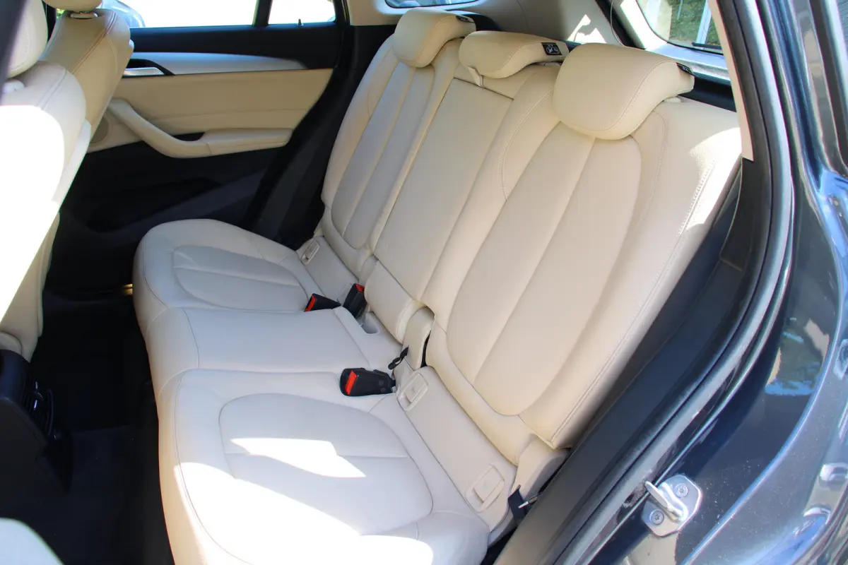sDrive20i Centennial High Executive | NL-AUTO! | TREKHAAK | STOELVERWARMING | DEALER OH! | PARK SENS | LEDER | LED | NAVI | CLIMA