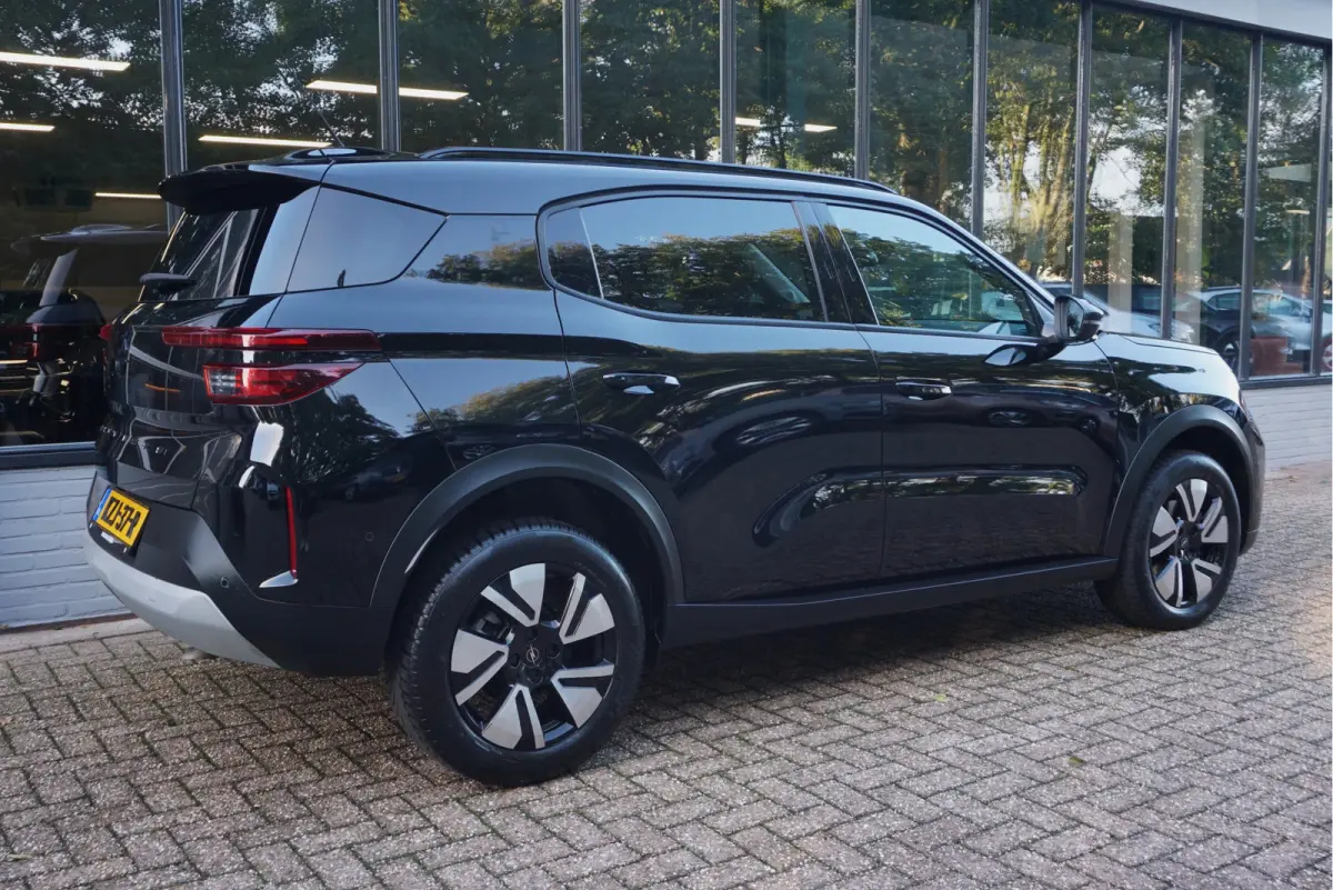 1.2 Turbo Hybrid GS