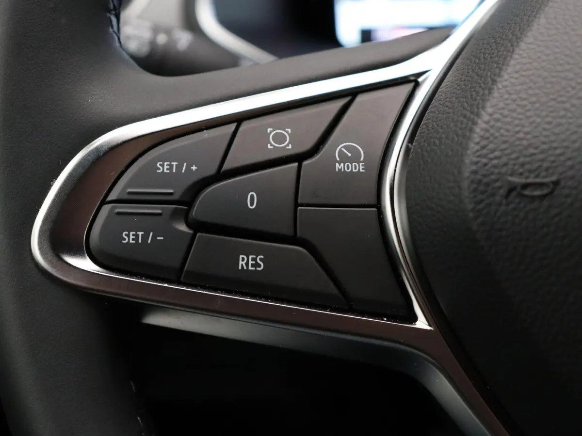 1.8 E-Tech full hybrid 160pk techno | Vijf jaar garantie | Stoel- en stuurwielverwarming | Achteruitrijcamera | Apple Carplay / Android Auto |
