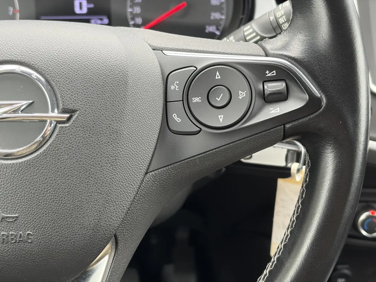 1.2 Turbo Online Edition ✓2e Eigenaar✓Dealer Onderhouden✓Trekhaak✓D-riem vv in 2024✓Trekhaak✓Halfleder✓110pk✓Pdc✓Clima✓Cruise✓Rijstrooksensor✓Lm velgen✓N.A.P✓Apk 