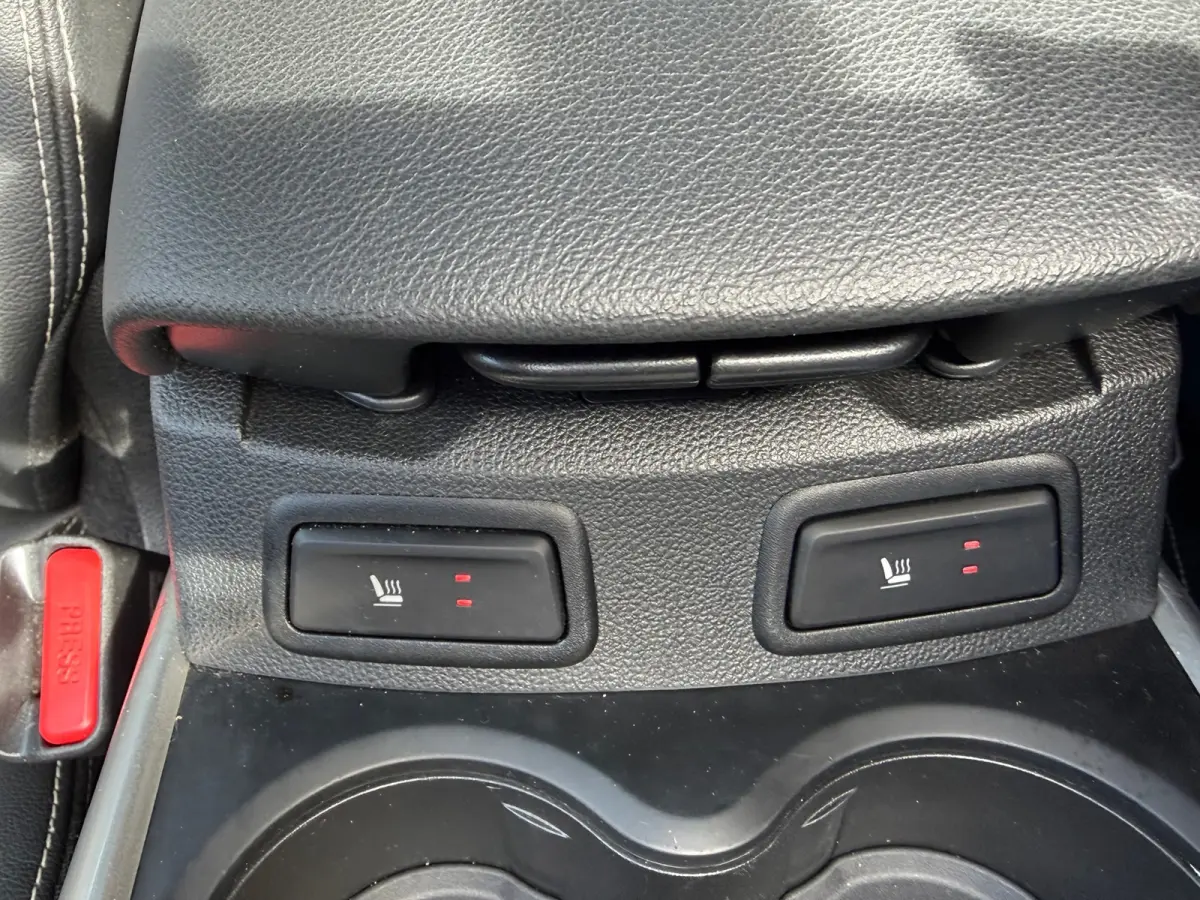 1.2 TCe Intens, Panoramadak,Trekhaak,Stoelverwarming,Stuurverwarming,Apple Carplay/Android