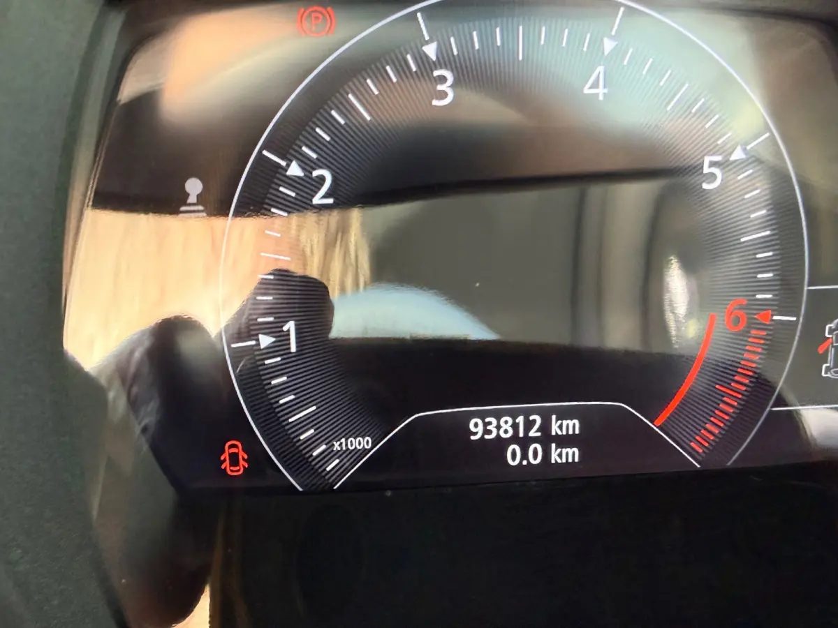 1.2 TCe Intens, Panoramadak,Trekhaak,Stoelverwarming,Stuurverwarming,Apple Carplay/Android