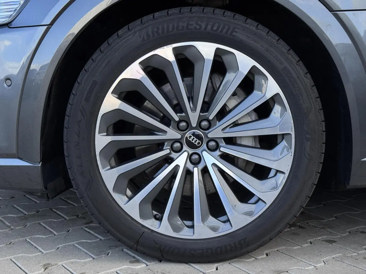 55 Quattro 3x S Line 95 kWh NL AUTO|VOL OPTIES|DEALERONDERHOUD