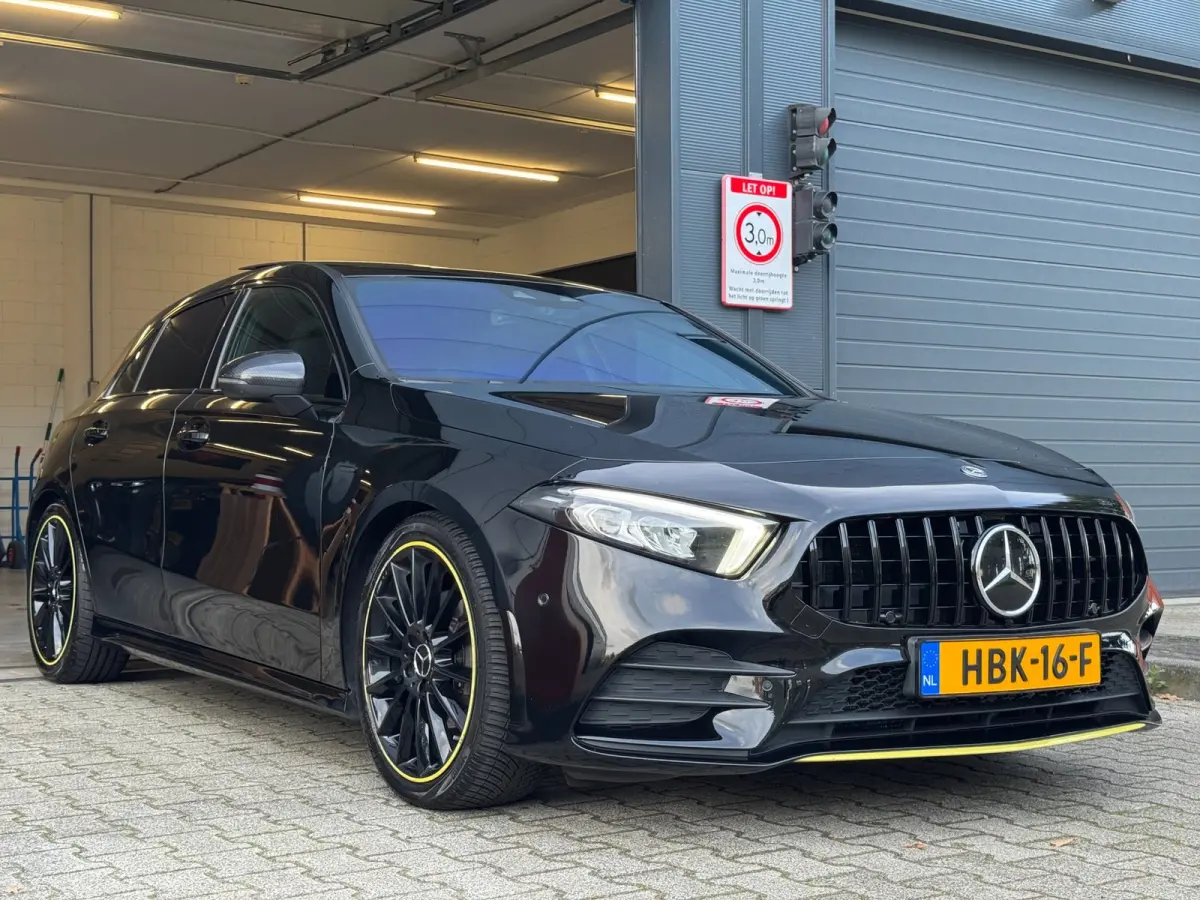 200 AMG / EDITION 1 / FULL OPTIONS / PANO / BURMESTER / LEDER / CARBON / SFEER / CAMERA / KEYLESS / DAB+ !