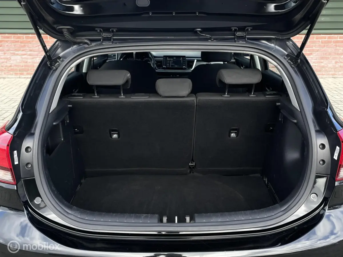 1.0 TGDI ComfortPlusLine Navigator / CARPLAY / HAAK