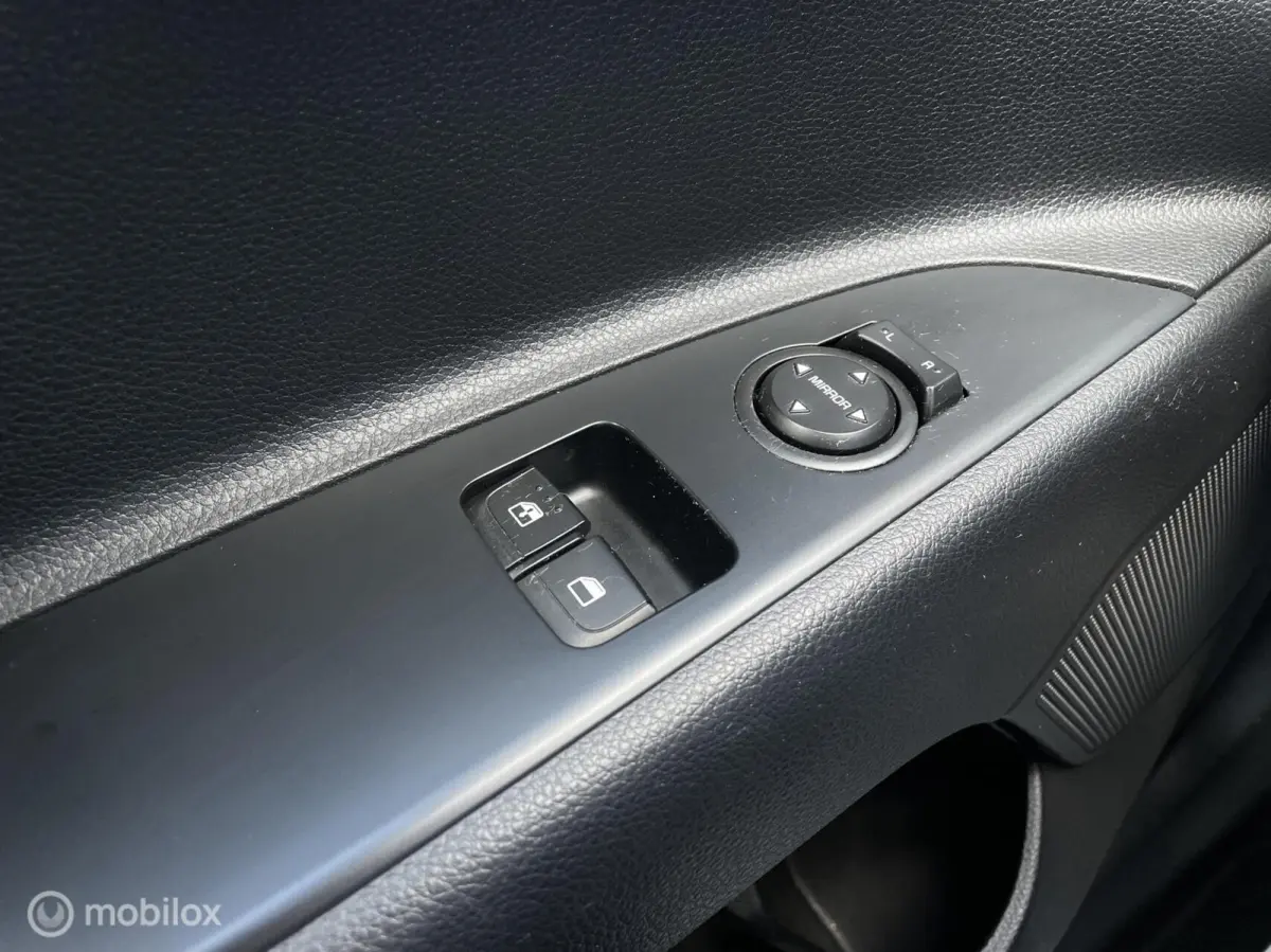 1.0 TGDI ComfortPlusLine Navigator / CARPLAY / HAAK