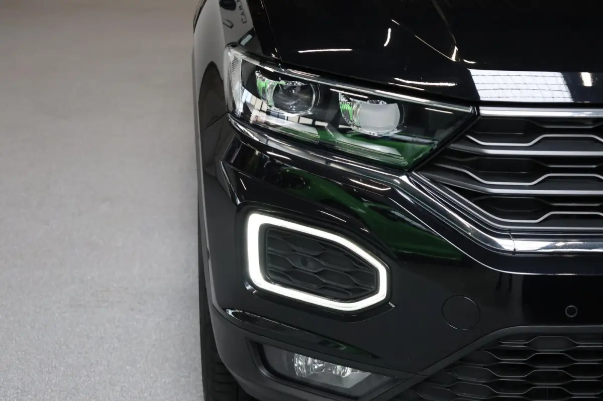 2.0 TSI 4Motion 190+PK R-LINE LED/VIRTUAL/SFEER/PANO/LEER+S.VERWARMING/19" LMV/PDC/ACC/12 MND GARANTIE!