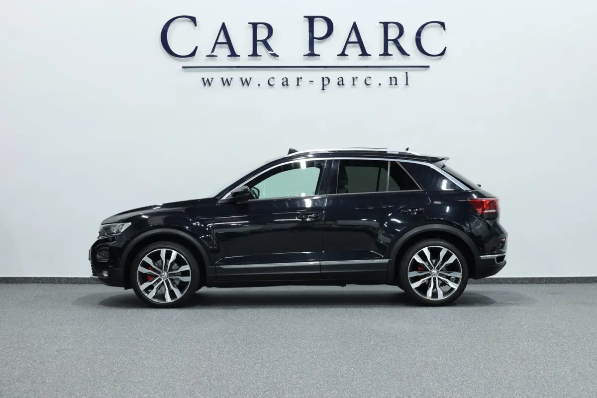 2.0 TSI 4Motion 190+PK R-LINE LED/VIRTUAL/SFEER/PANO/LEER+S.VERWARMING/19" LMV/PDC/ACC/12 MND GARANTIE!