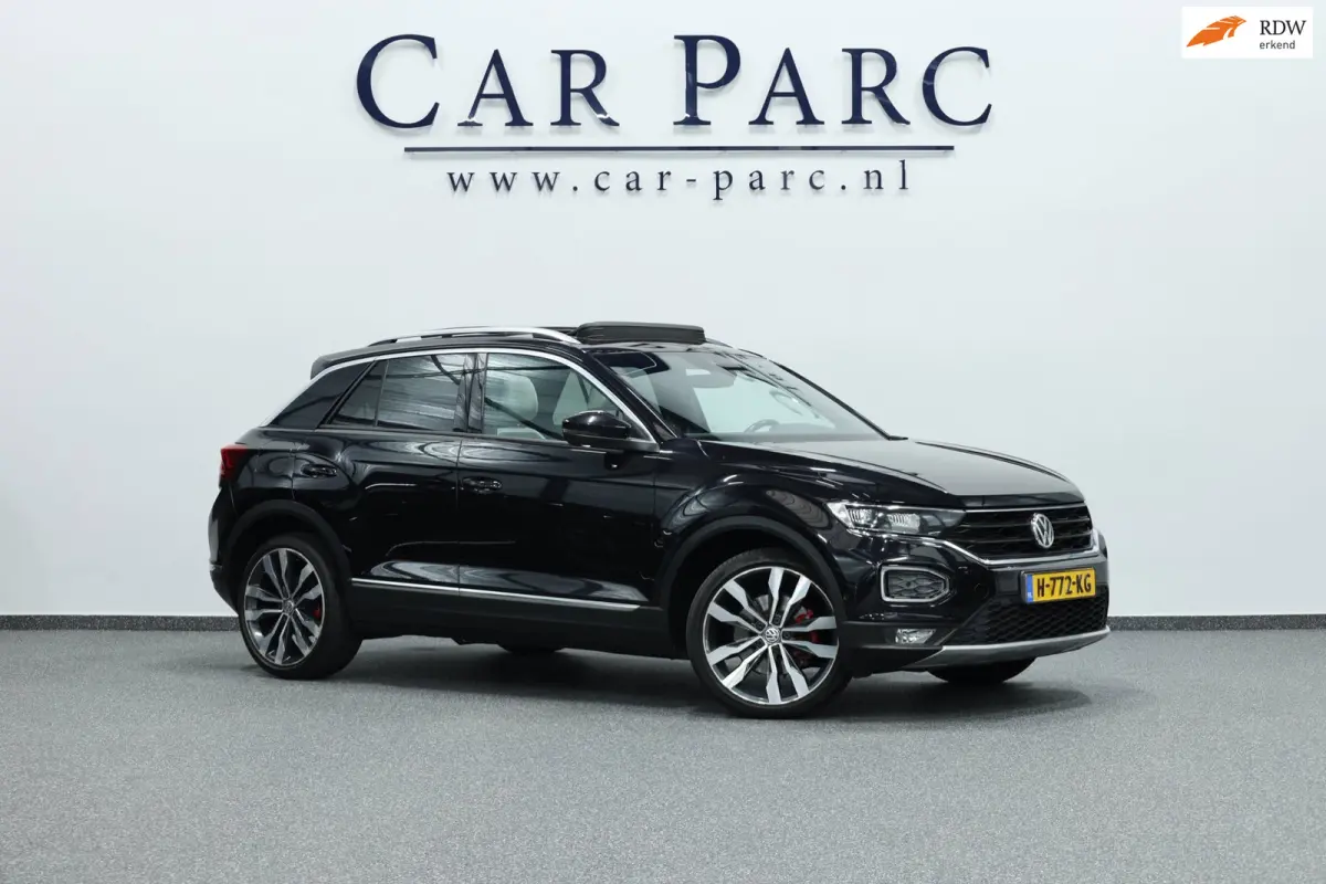 2.0 TSI 4Motion 190+PK R-LINE LED/VIRTUAL/SFEER/PANO/LEER+S.VERWARMING/19" LMV/PDC/ACC/12 MND GARANTIE!