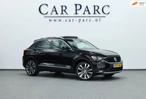 2.0 TSI 4Motion 190+PK R-LINE LED/VIRTUAL/SFEER/PANO/LEER+S.VERWARMING/19" LMV/PDC/ACC/12 MND GARANTIE!