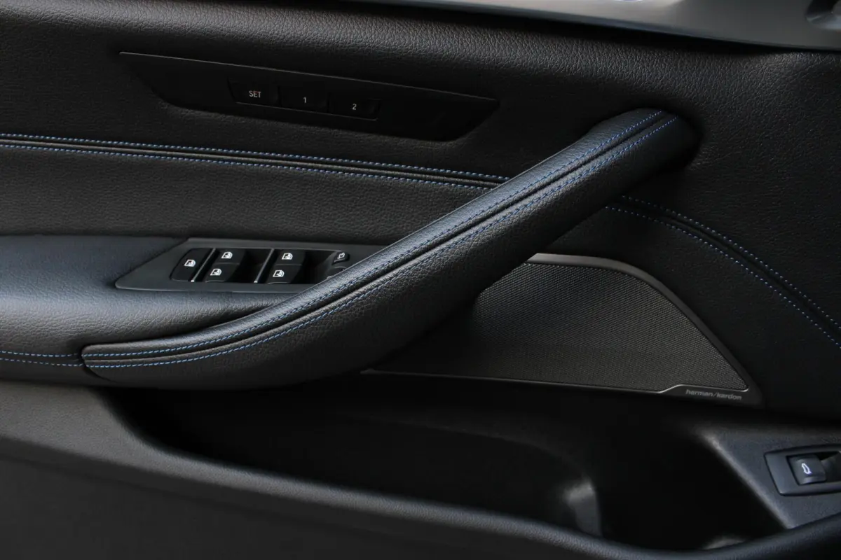 530e xDrive M ZETEL | H/K | LASER | PANO