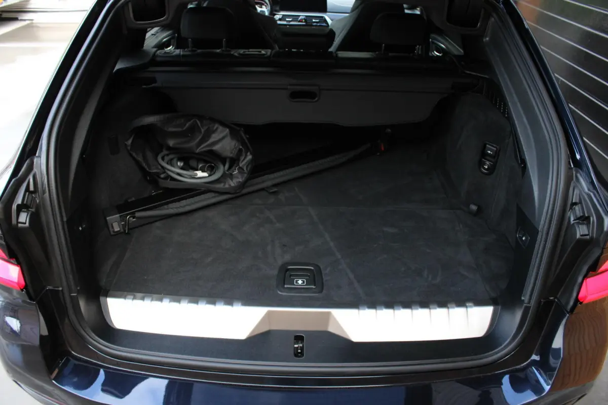 530e xDrive M ZETEL | H/K | LASER | PANO