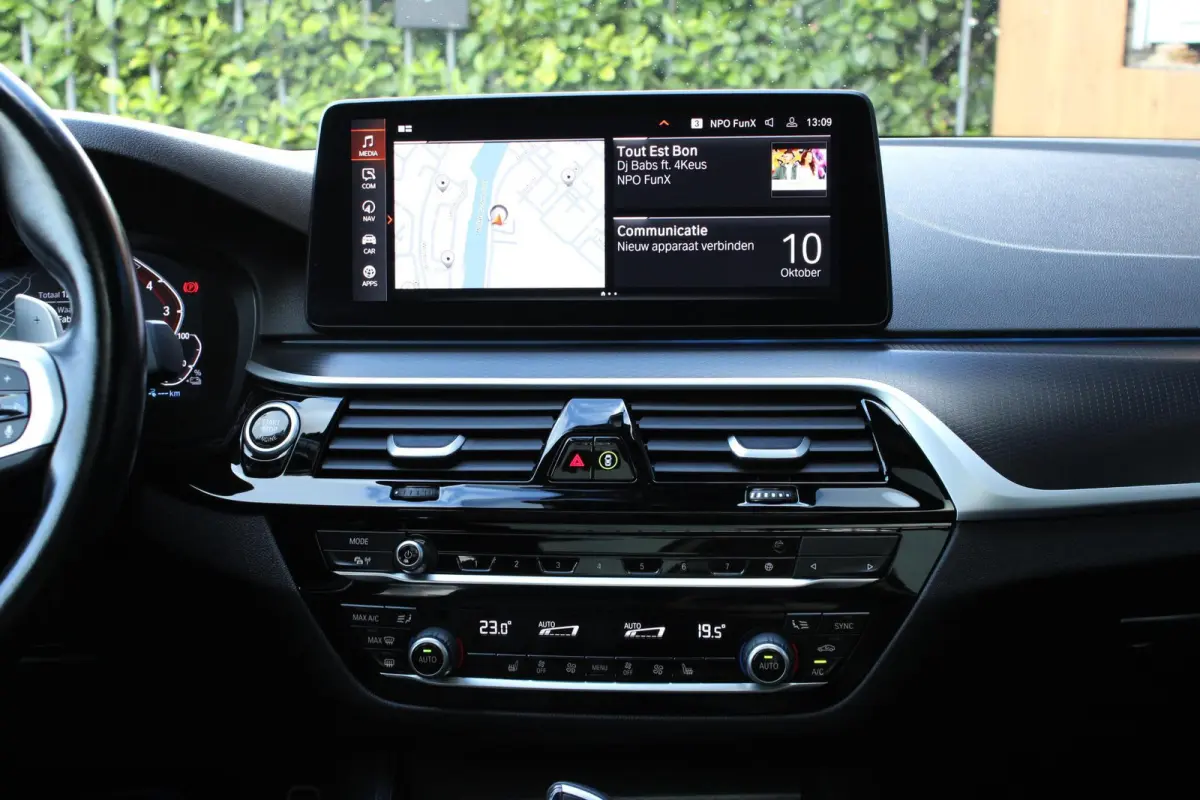 530e xDrive M ZETEL | H/K | LASER | PANO