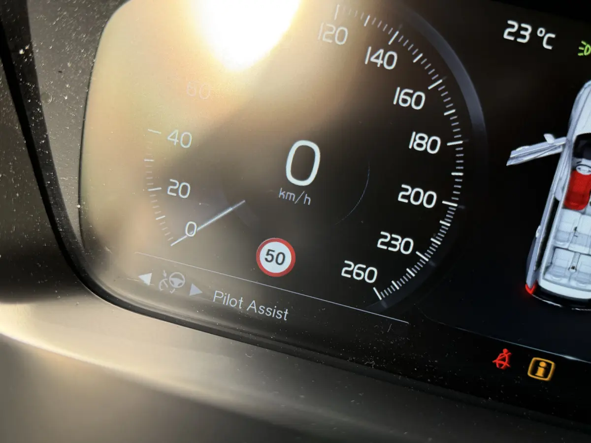 2.0 D5 AWD Automaat Inscription 38.000km!! | B&W Audio | Scandinavian Line | eerste eigenaar