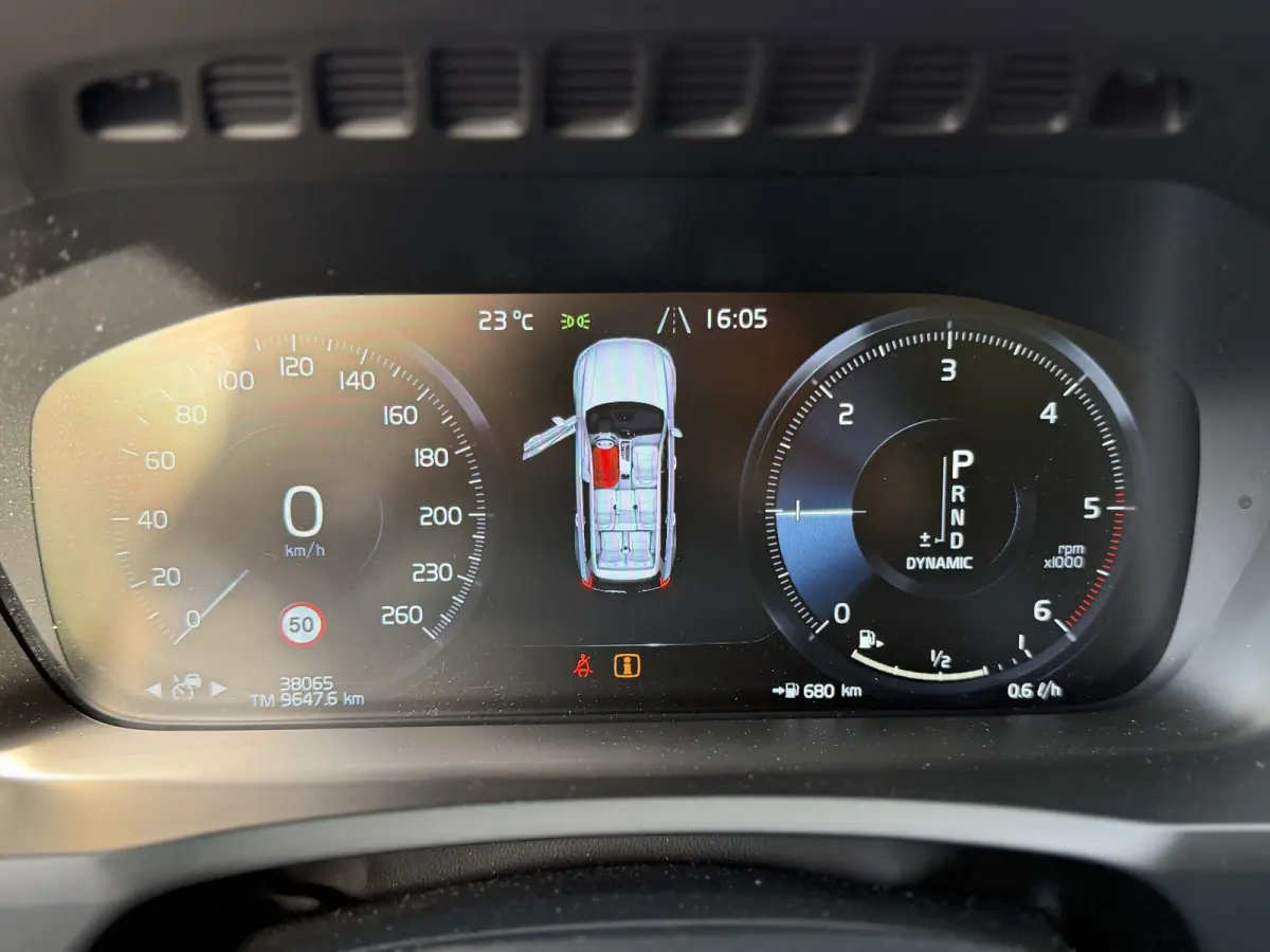 2.0 D5 AWD Automaat Inscription 38.000km!! | B&W Audio | Scandinavian Line | eerste eigenaar