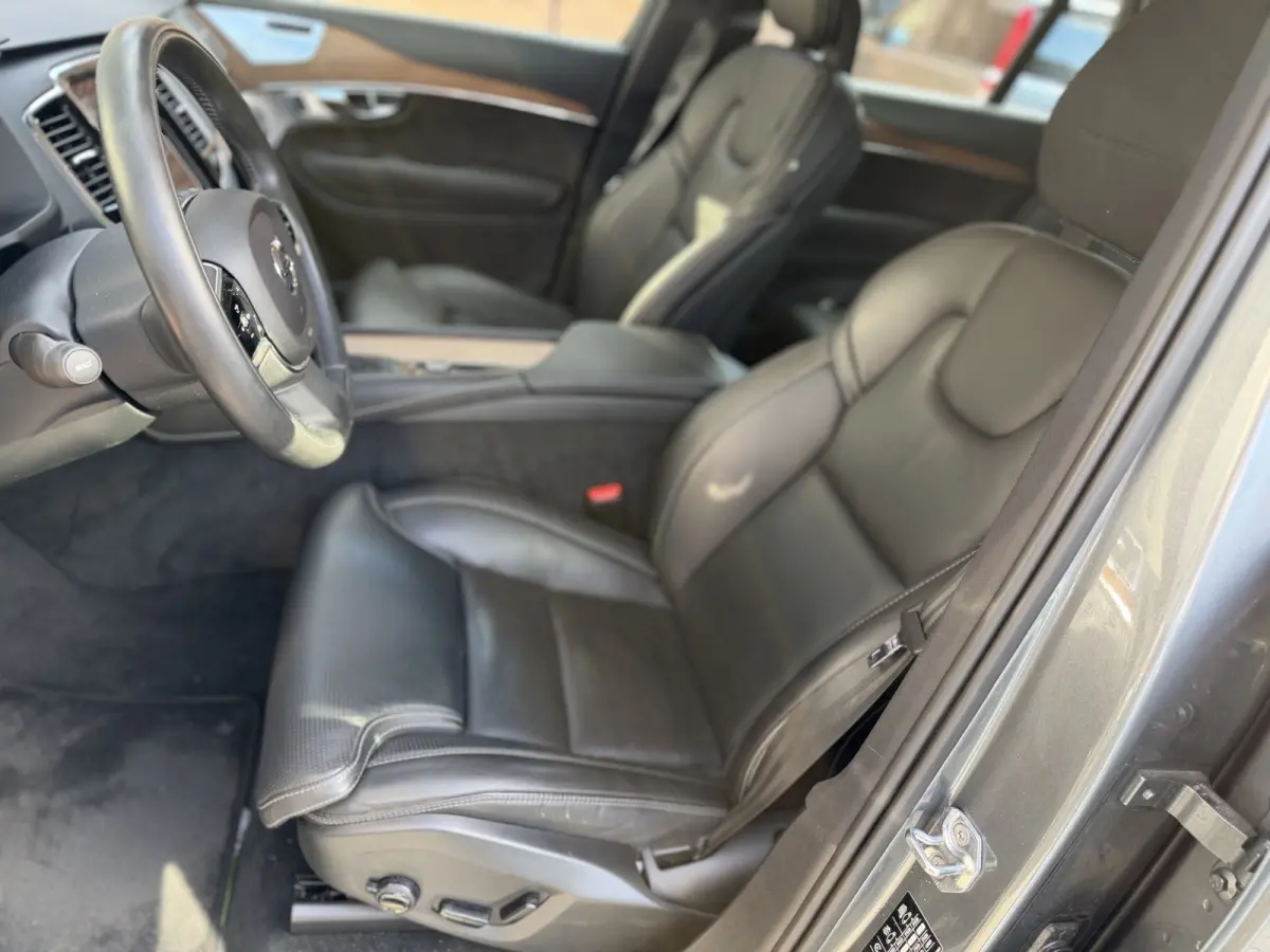 2.0 D5 AWD Automaat Inscription 38.000km!! | B&W Audio | Scandinavian Line | eerste eigenaar