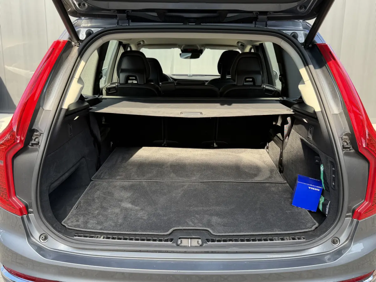 2.0 D5 AWD Automaat Inscription 38.000km!! | B&W Audio | Scandinavian Line | eerste eigenaar