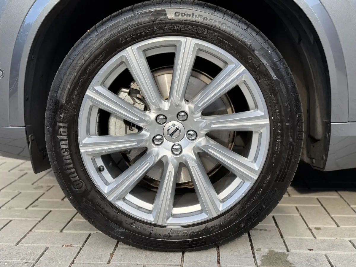 2.0 D5 AWD Automaat Inscription 38.000km!! | B&W Audio | Scandinavian Line | eerste eigenaar