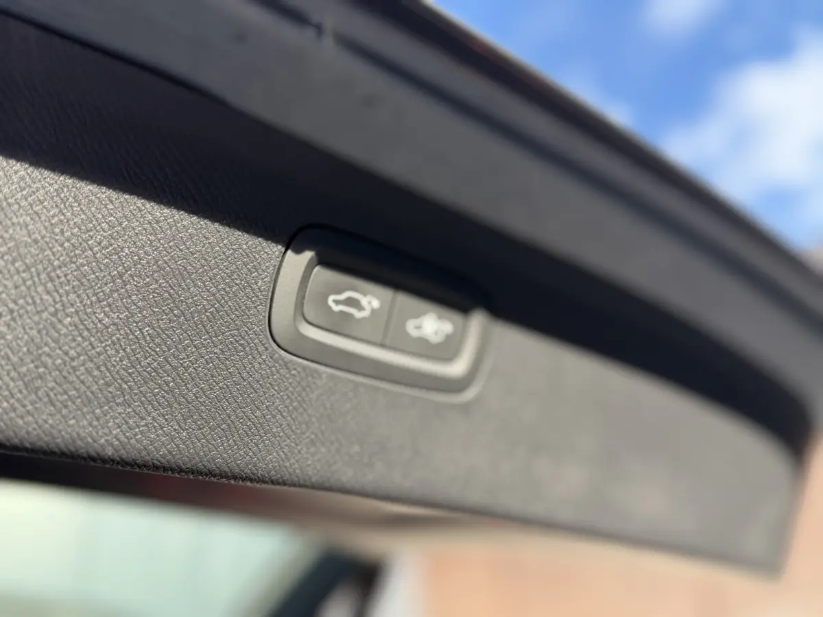 2.0 D5 AWD Automaat Inscription 38.000km!! | B&W Audio | Scandinavian Line | eerste eigenaar