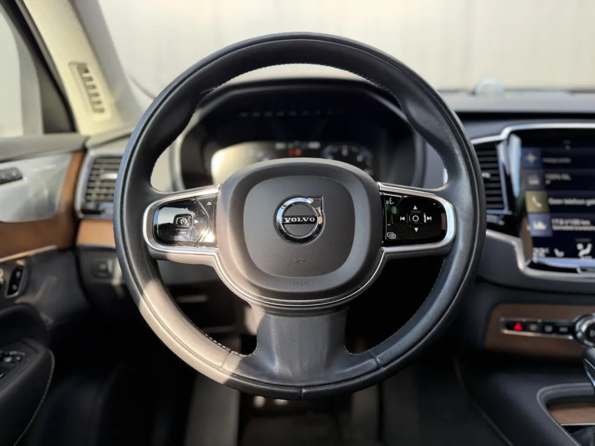 2.0 D5 AWD Automaat Inscription 38.000km!! | B&W Audio | Scandinavian Line | eerste eigenaar