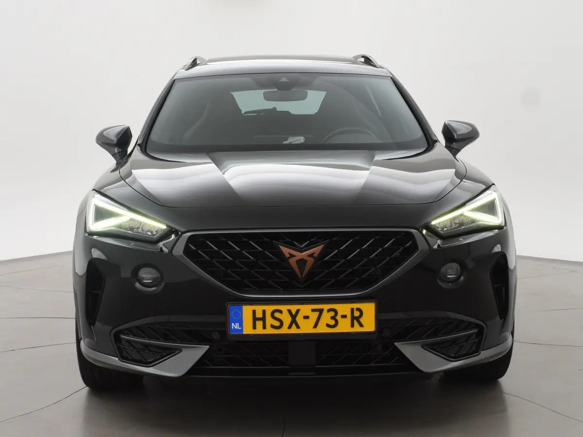 1.4 e-HYBRID 245 PK VZ PERFORMANCE + PANORAMA | 19 INCH | ADAPTIVE CRUISE | STUURVERW. | SFEERVERLICHTING