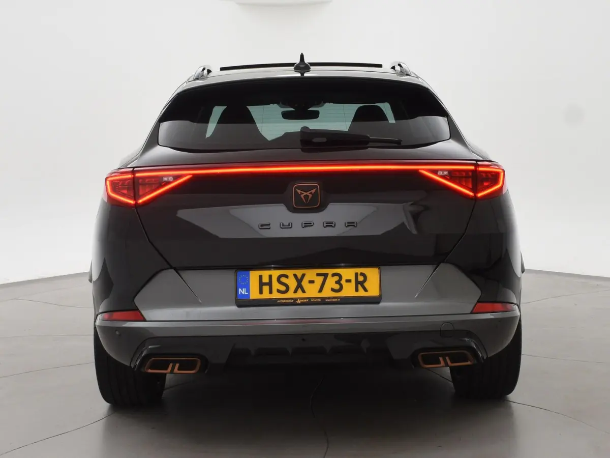 1.4 e-HYBRID 245 PK VZ PERFORMANCE + PANORAMA | 19 INCH | ADAPTIVE CRUISE | STUURVERW. | SFEERVERLICHTING
