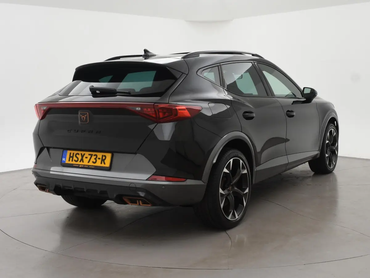 1.4 e-HYBRID 245 PK VZ PERFORMANCE + PANORAMA | 19 INCH | ADAPTIVE CRUISE | STUURVERW. | SFEERVERLICHTING