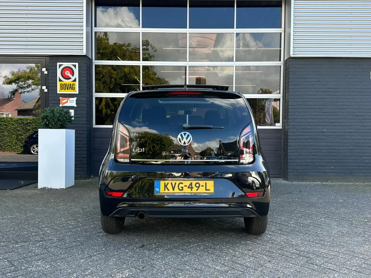 Up! 1.0 TSI BMT cross up! IQ-Drive, Airco, Bluetooth, Cruise, Pano, Stoelverwarming, PDC