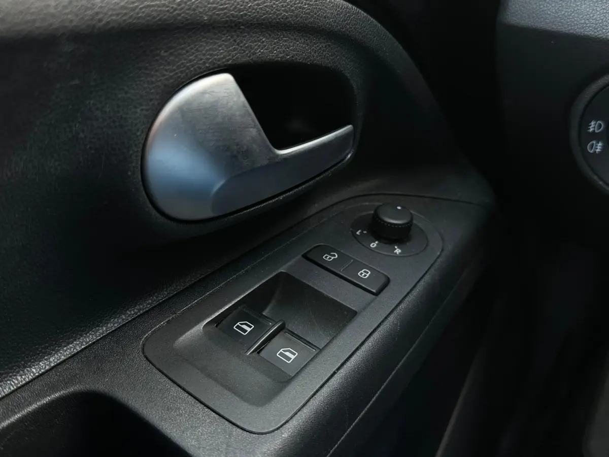 Up! 1.0 TSI BMT cross up! IQ-Drive, Airco, Bluetooth, Cruise, Pano, Stoelverwarming, PDC