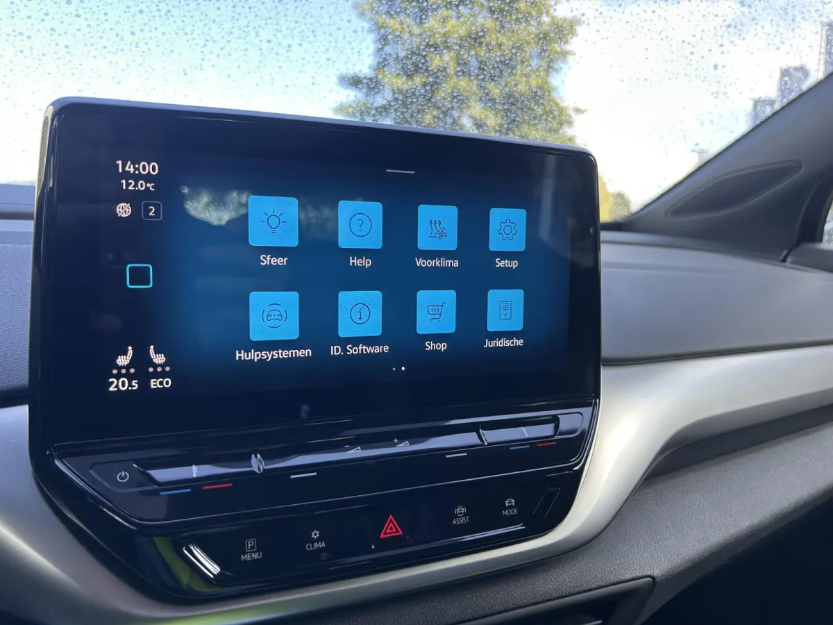 Pro 77 kWh 204pk (Navi,Allseason,Acc,Winter)