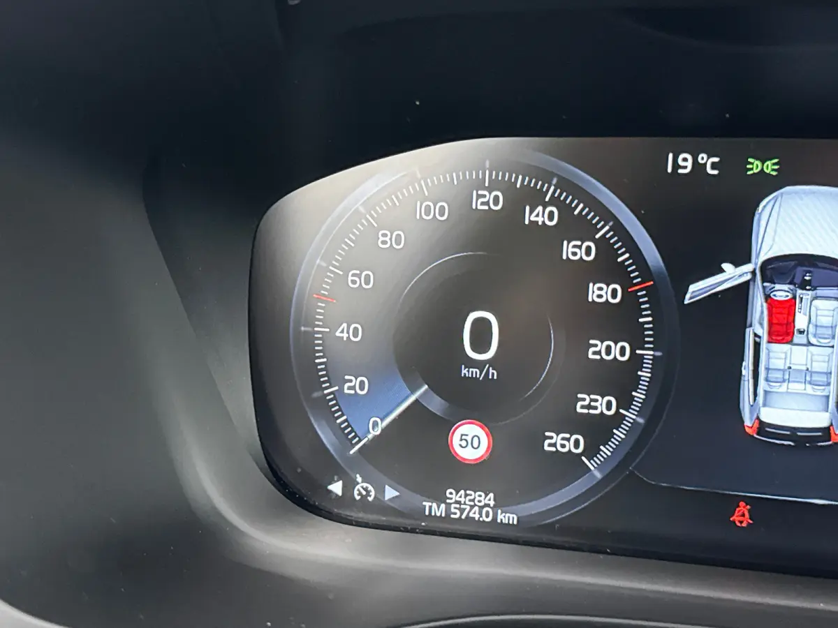 T6 Recharge Inscription | 19" | Parkeercamera | Panoramadak | Adaptieve Cruise | BLIS | Elektr. verst. best. Stoel | Stoel/Stuurverwarming