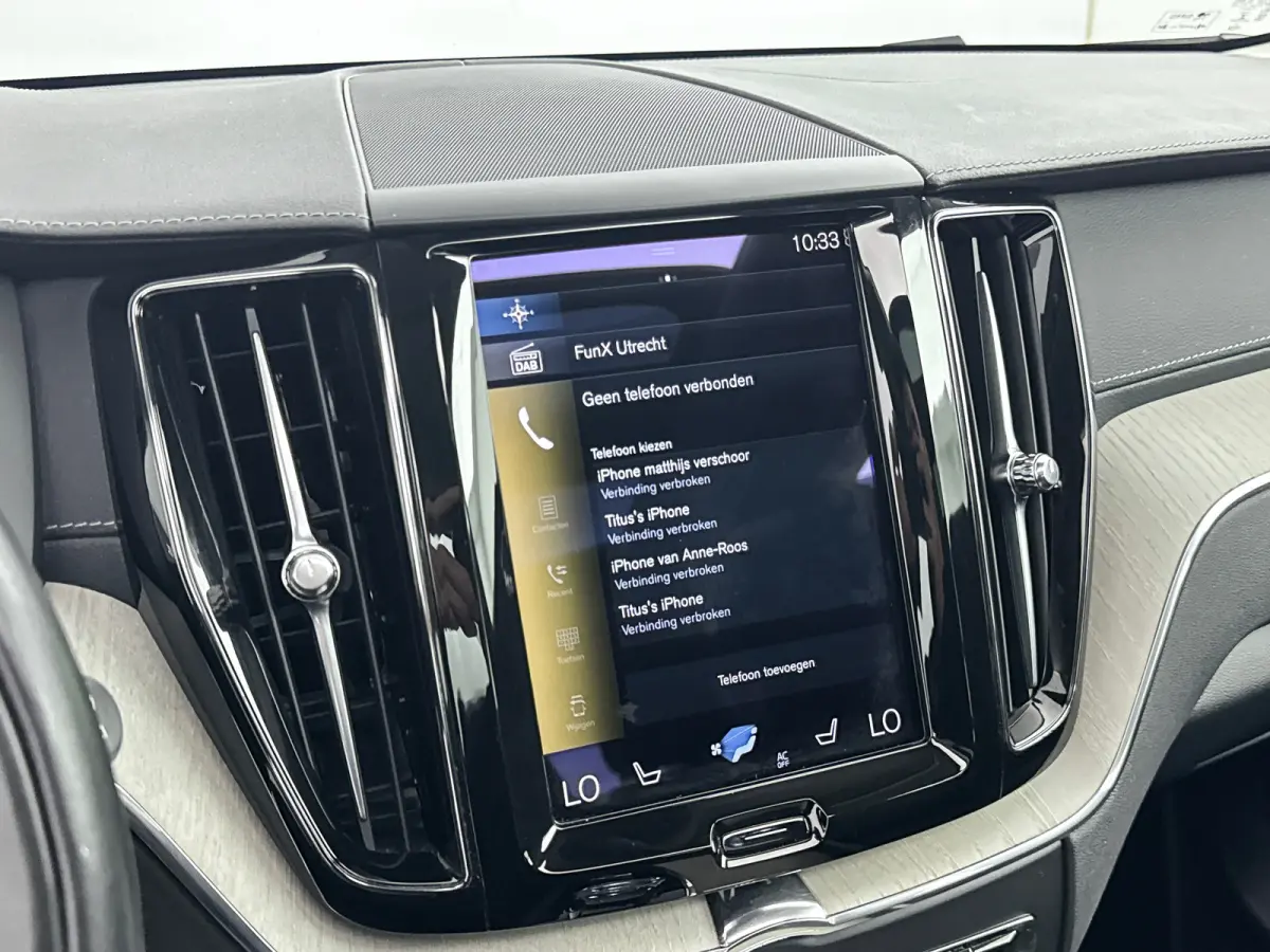 T6 Recharge Inscription | 19" | Parkeercamera | Panoramadak | Adaptieve Cruise | BLIS | Elektr. verst. best. Stoel | Stoel/Stuurverwarming