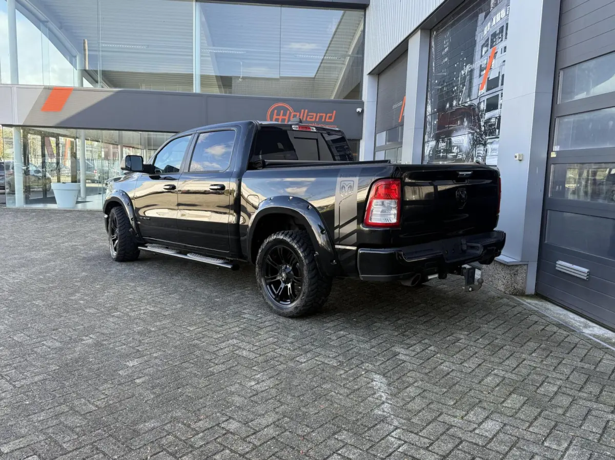 1500 5.7 V8 Crew Cab WIDE BODY BTW VRIJ!